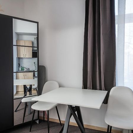 70S Hostel Kraków Eksteriør billede